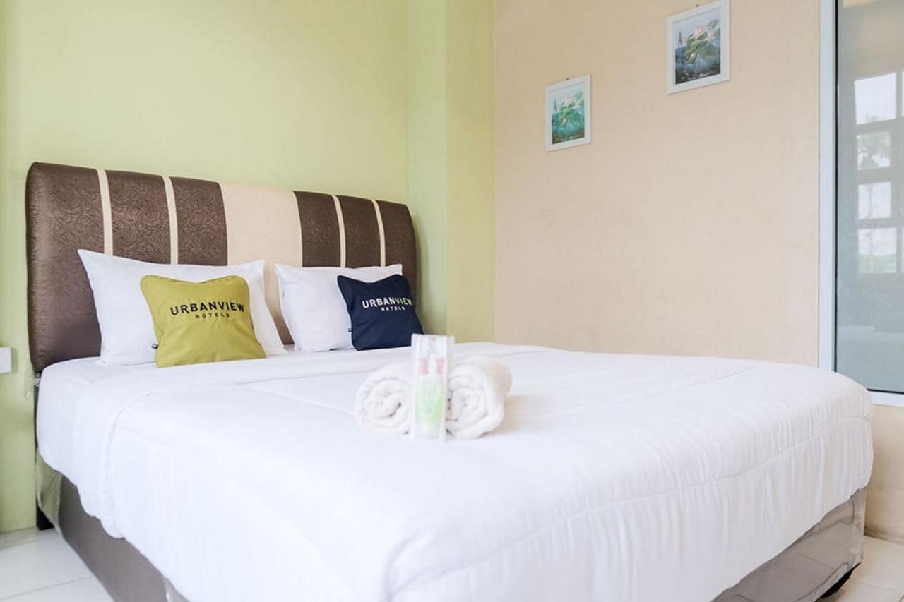 Urbanview Hotel Ta Ke Jelutung Puncak ג'מבי מראה חיצוני תמונה