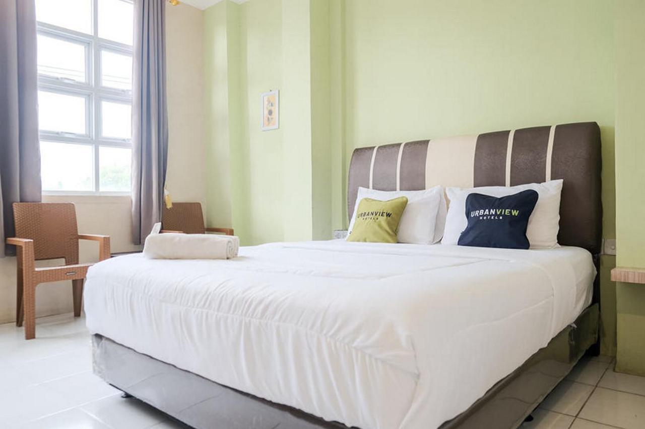 Urbanview Hotel Ta Ke Jelutung Puncak ג'מבי מראה חיצוני תמונה
