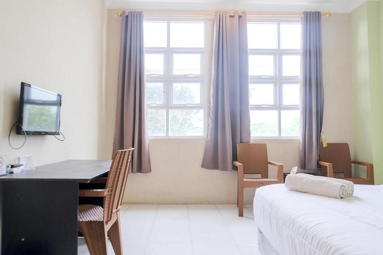 Urbanview Hotel Ta Ke Jelutung Puncak ג'מבי מראה חיצוני תמונה
