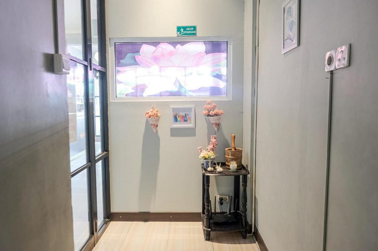 Urbanview Hotel Ta Ke Jelutung Puncak ג'מבי מראה חיצוני תמונה